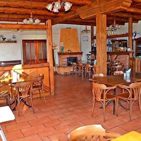 Na Cervenem Potoce Guest house Kraliky